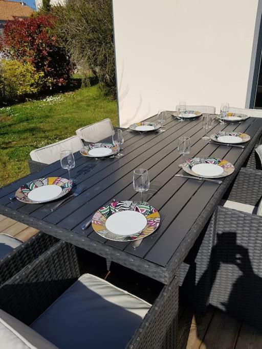 9 Pers 160 M² +Jardin- 10Mn Nantes -30Mn Mer Bouguenais Exterior photo