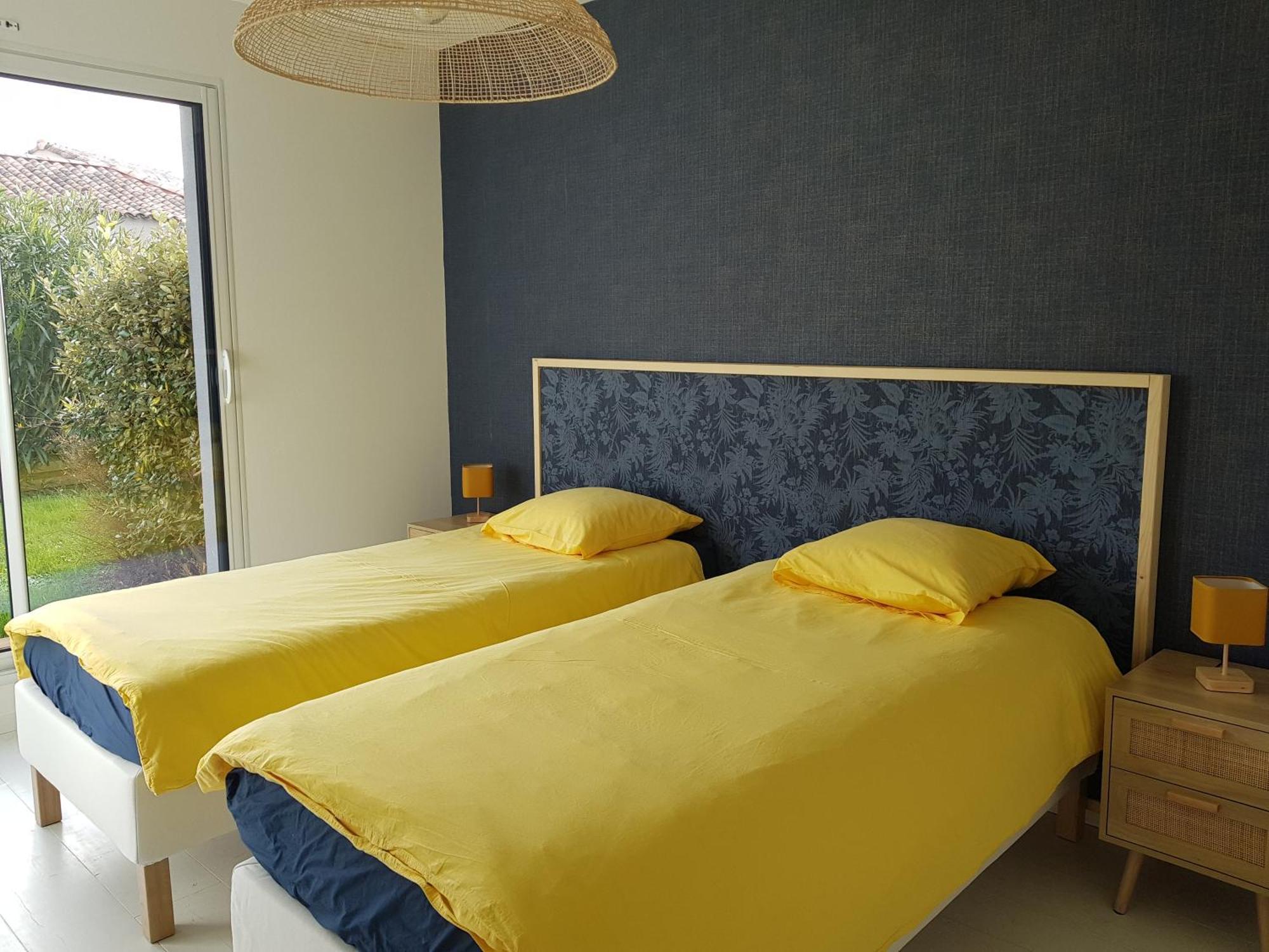9 Pers 160 M² +Jardin- 10Mn Nantes -30Mn Mer Bouguenais Exterior photo